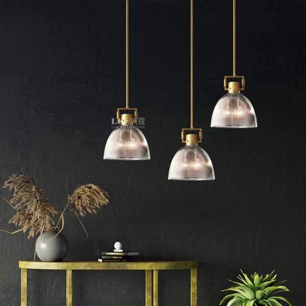 Lámpara Colgante Retro Americana con Vidrio Rayado y Detalles en Cobre