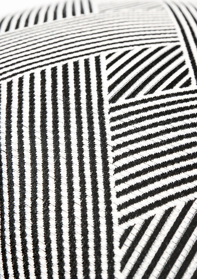 Funda de Almohada Rayas Blancas y Negras para Dormitorio y Sala - Image 14