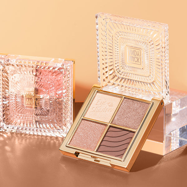 Paleta de Sombras Brillantes con Acabados Perlados y Mate