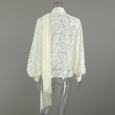 Blusa Elegante de Encaje Francés con Mangas Largas Transparentes - Image 9