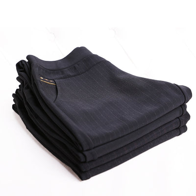 Pantalones Negros Talla Grande para Mujer con Cintura Ajustada y Corte Recto - Image 19