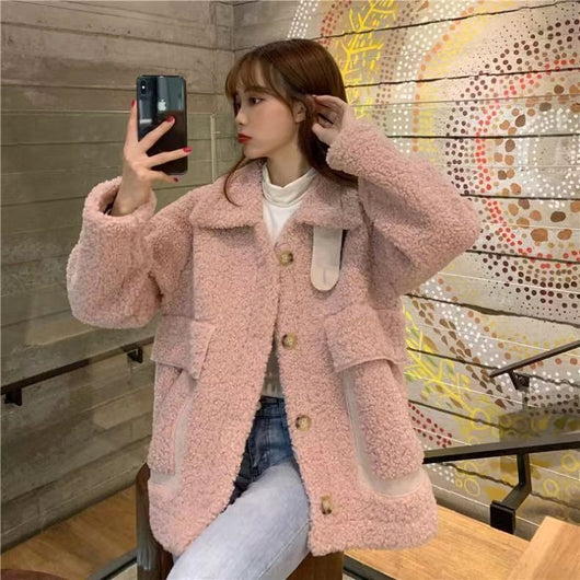Chaqueta Versátil de Borrego y Piel para Mujer - Image 17