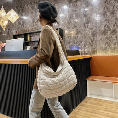 Bolso Bandolera Nube para Mujer - Diseño Minimalista de Un Hombro - Image 3