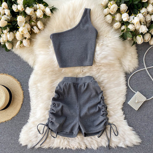 Conjunto Infantil Camiseta Asimétrica con Shorts Talle Alto Plisados - Image 8