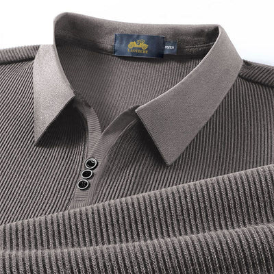 Polera con Textura Vertical y Acceso de Botones de Control - Image 6