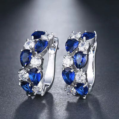 Aretes Colección Mona Lisa - Joyería Elegante y Minimalista - Image 2