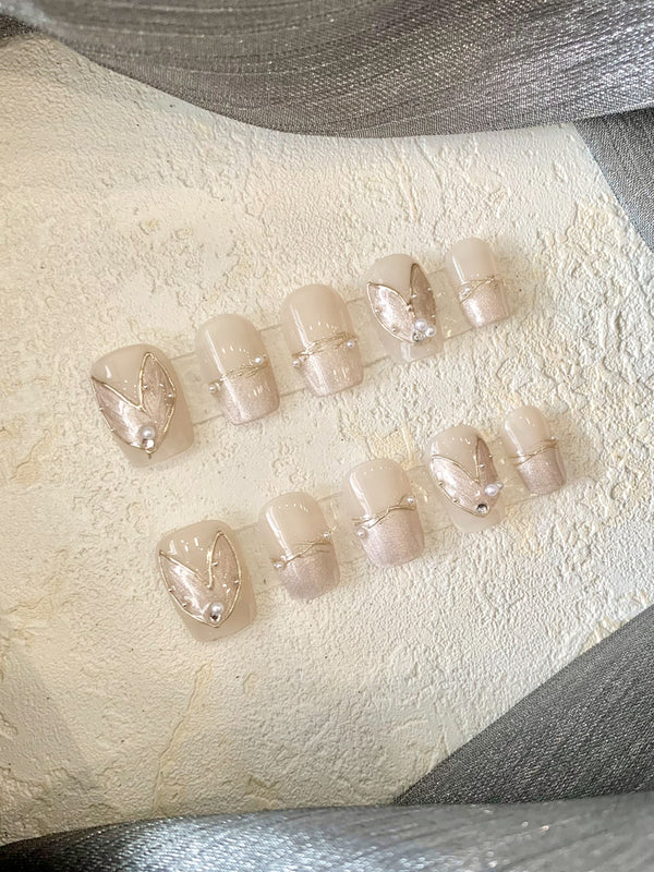 Parches de Uñas Perla Nude con Efecto Cola de Pez