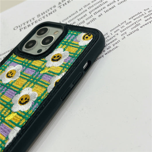 Funda para Celular Fieltro Bordada Cuadros Girasol - Image 4