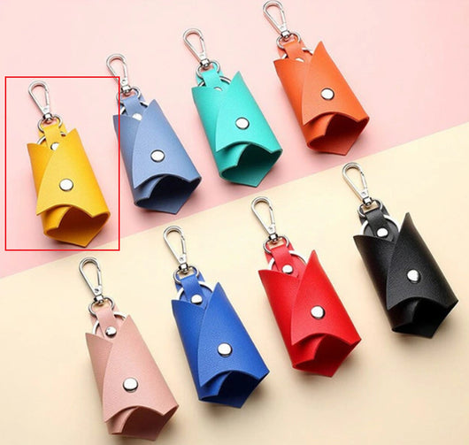 Estuche de Cuero para Llaves con Diseño Cute de Murciélago - Image 8