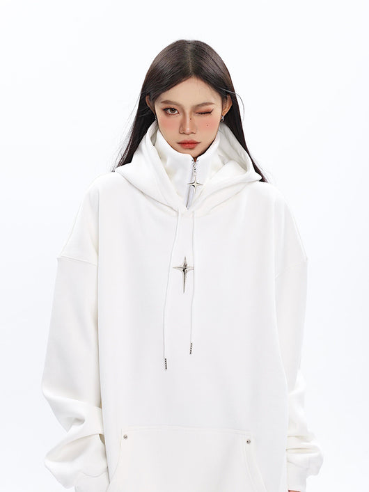Sudadera con Capucha de Diseño Metálico - Image 8