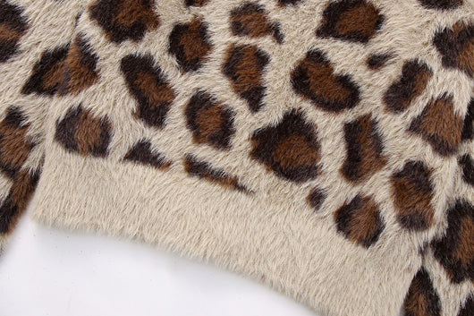 Abrigo Tejido Jacquard con Patrón Animal y Efecto Pelaje Artificial - Image 9