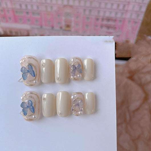 Uñas Postizas con Perlas de Mariposa Desmontables - Image 4