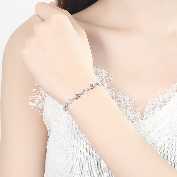 Pulsera de Corazón Minimalista para Mujer