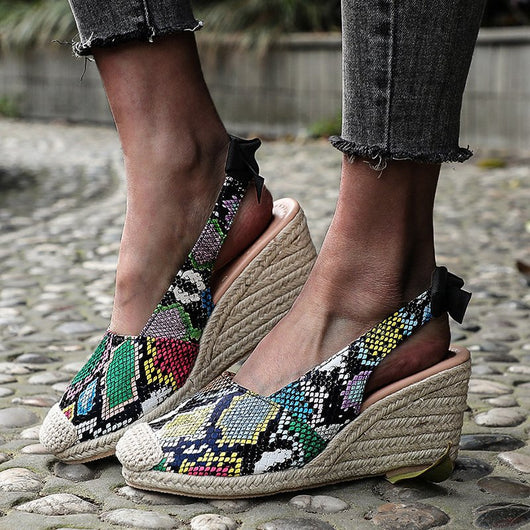 Sandalias de Tacón Cuña Verano con Moño Elegante - Image 5