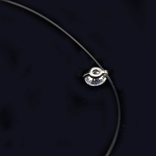 Collar de Hilo Transparente Cadena Clavícula Simple - Image 11