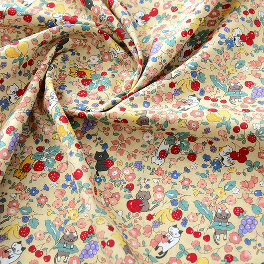 Ropa de Algodón con Estampado Floral Caricaturizado - Image 6
