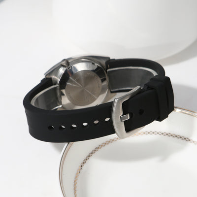 Reloj de Pulsera Minimalista Cuadrado sin Logo - Diseño Versátil - Image 24