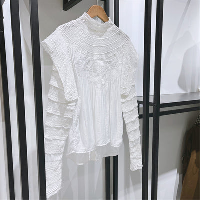 Blusa Elegante con Cuello de Pie, Encaje y Volantes Reversible - Image 3