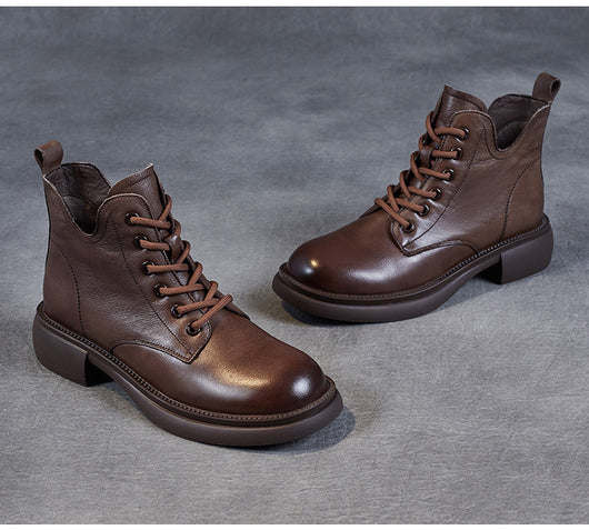 Botas Martin Cortas de Cuero con Cordones y Escote en V - Image 12