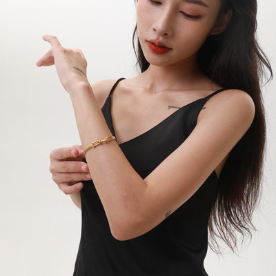 Pulsera de Cadena Cubana Hip Hop en Acero Titanio para Mujer - Image 2