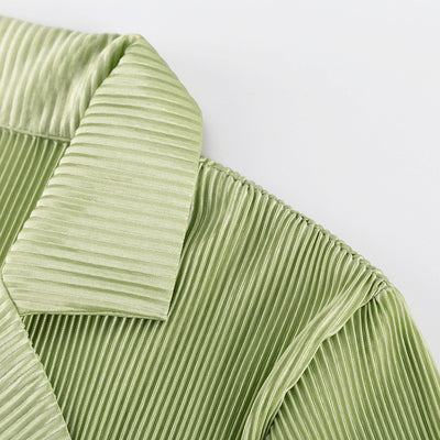 Conjunto Casual: Blusa Verde Manga Corta + Pantalón Plisado Talle Alto - Image 27