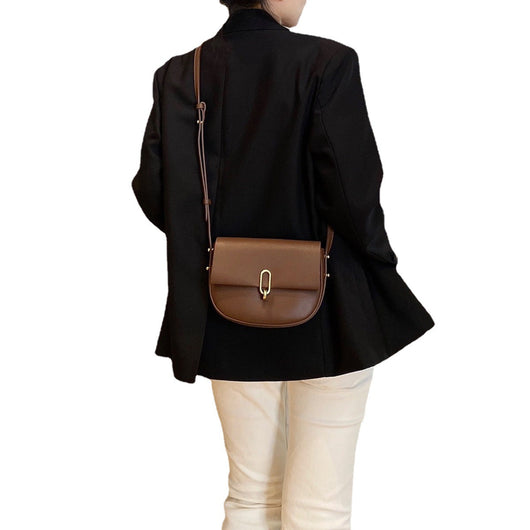 Bolso Bandolera de Cuero Vacuno con Diseño Exclusivo y Cierre de Seguridad - Image 6