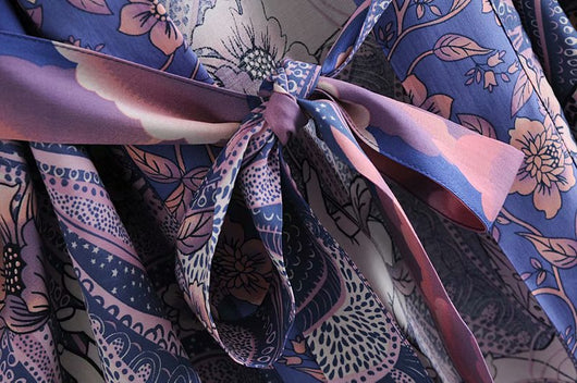 Kimono Cardigan Suelto con Estampado de Luna y Cinturón - Image 25