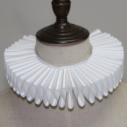 Cuello Falso Retro Noble Renaissance - Accesorio Vintage de Lujo