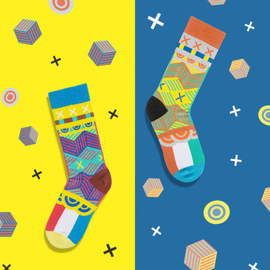 Calcetines Asimétricos Planeta Lindo para Mujer - Tubo Medio - Image 3
