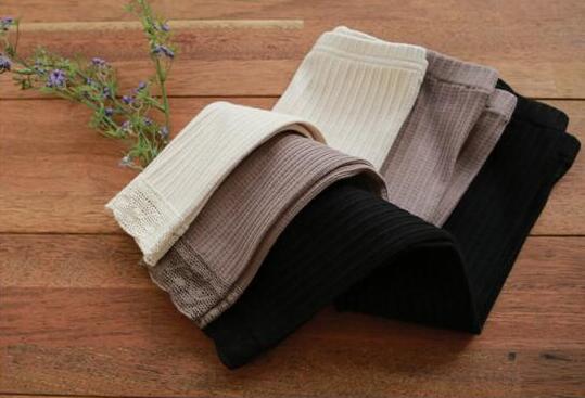 Leggings Elásticos Tejidos para Niños con Encaje Delicado