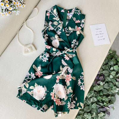 Jumpsuit Elegante sin Mangas con Cuello y Estampado Floral - Image 10