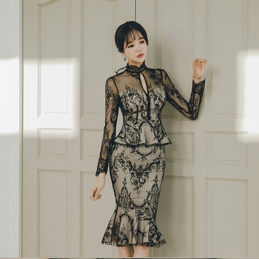 Vestido Elegante de Encaje con Efecto Dos Piezas y Falda Cola de Pez
