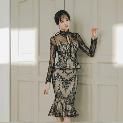 Vestido Elegante de Encaje con Efecto Dos Piezas y Falda Cola de Pez