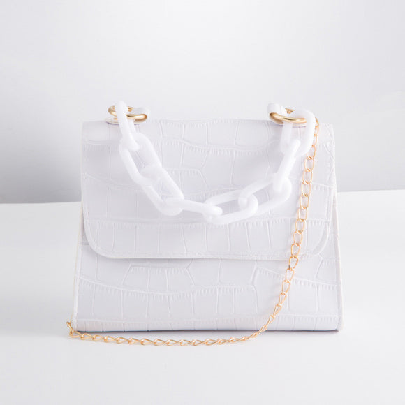 Bolsa Cuadrada de Red con Cadena Gruesa Dorada
