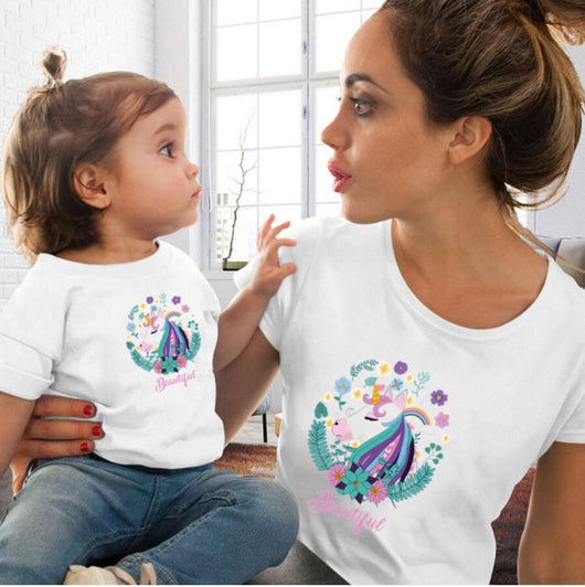 Playera Roja con Estampado de Labios para Niña - Diseño Familiar Divertido - Image 13