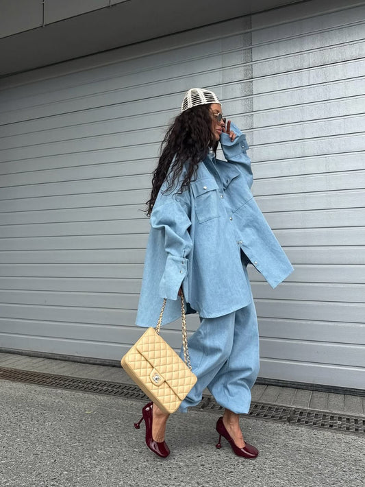 Conjunto Oversized de Camisa Denim Azul Claro y Pantalón Baggy