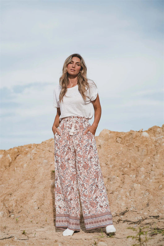 Pantalones Anchos con Estampado - Comodidad y Estilo Versátil - Image 4