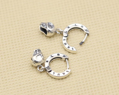 Aretes de Calavera en Plata 925 - Diseño Fashion Atrevido - Image 5