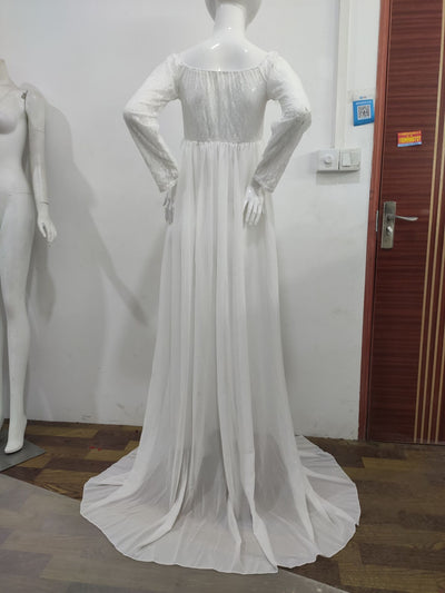 Blusa de Encaje Elegante con Escote Profundo y Manga Larga - Image 10