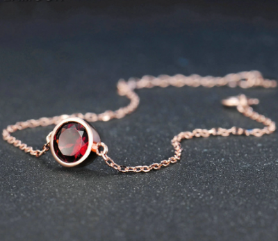 Pulsera de Granate Natural con Baño de Oro Rosa y Plata de Ley - Image 5