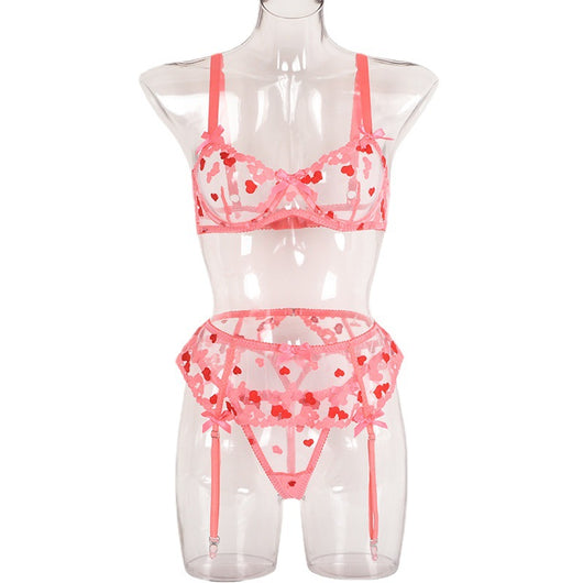 Conjunto de Lencería Sexy de Tres Piezas con Bordado Love - Image 13