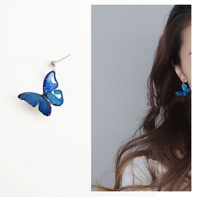 Hilo de Oreja Mariposa Azul en Plata de Ley S925 con Perla Larga - Image 6