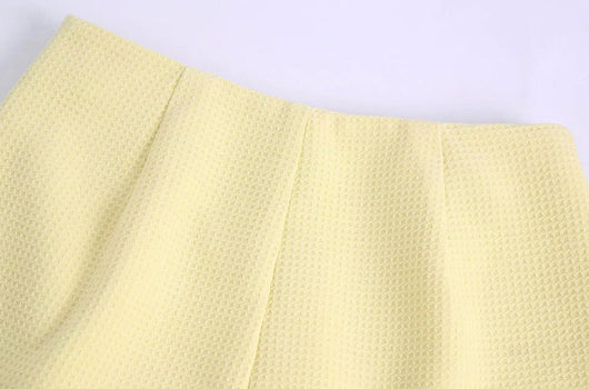 Shorts Texturizados de Moda Europea y Americana para Mujer - Image 3