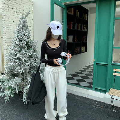 Blusa Ajustada de Cuello U y Manga Larga