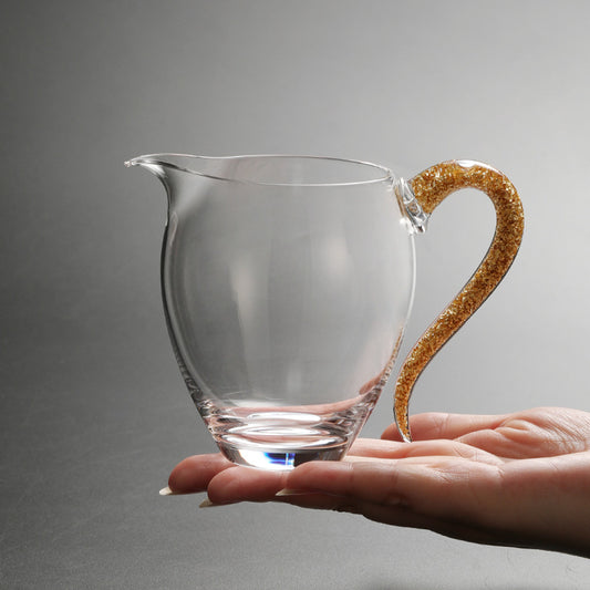 Taza de Té en Cristal con Detalles en Oro de Alta Calidad
