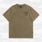 Camiseta Masculina Vintage com Emblema Bordado e Gola Redonda