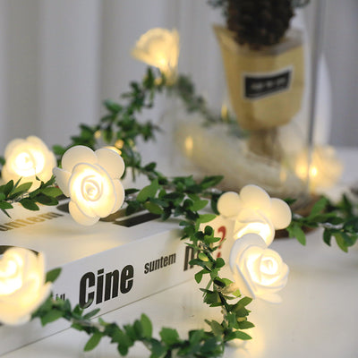 Guirnalda de Luces LED con Flores de Rosas y Hojas Verdes - Alimentación Solar, USB y Batería - Image 8