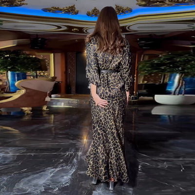 Conjunto de Falda y Blusa Leopardo Manga Larga - Image 4