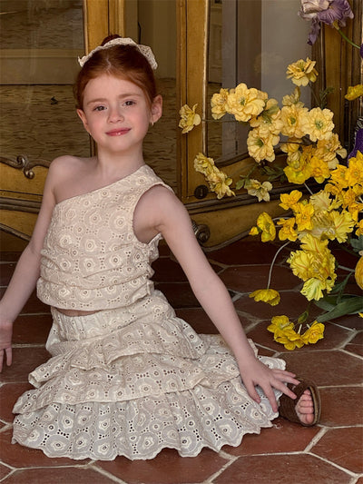 Vestido Pastel con Hombreras Oblicuas y Bordados de Verano - Image 29