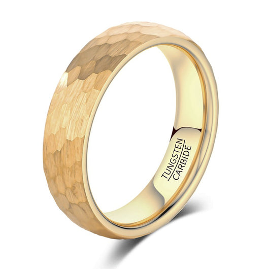 Anillo de Tungsteno Carburo Chapado en Oro con Textura Martillada para Hombre y Mujer - Image 3